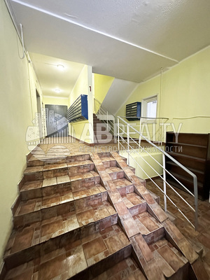 Продам двухкомнатную (2-комн.) квартиру, Белореченская ул, 6, Москва г