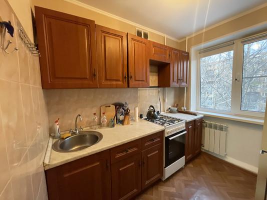 Продам трехкомнатную (3-комн.) квартиру, Пахринский проезд, 10, Подольск г