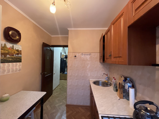 Продам трехкомнатную (3-комн.) квартиру, Пахринский проезд, 10, Подольск г