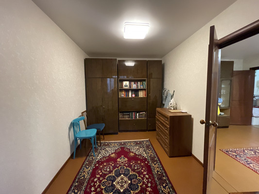 Продам трехкомнатную (3-комн.) квартиру, Пахринский проезд, 10, Подольск г