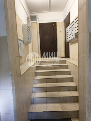 Продам двухкомнатную (2-комн.) квартиру, Хамовнический Вал ул, 16, Москва г