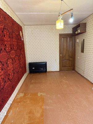 Продам двухкомнатную (2-комн.) квартиру, Шалавина ул, 49, Рощино гп