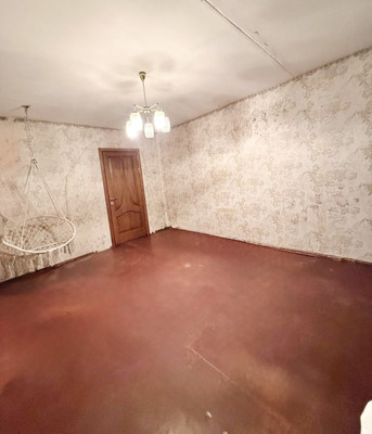 Продам двухкомнатную (2-комн.) квартиру, Шалавина ул, 49, Рощино гп