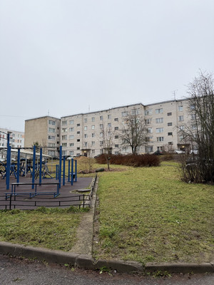 Продам двухкомнатную (2-комн.) квартиру, Шалавина ул, 49, Рощино гп