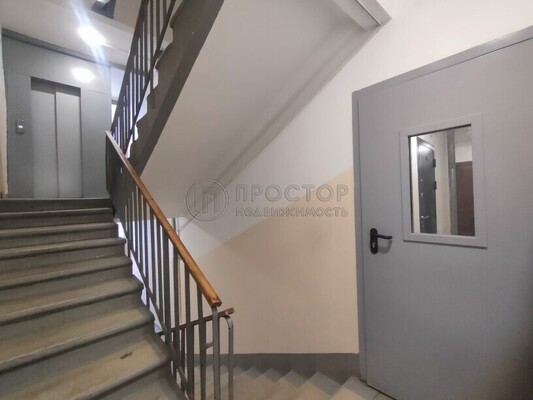 Продам двухкомнатную (2-комн.) квартиру, Чистова ул, 6, Москва г