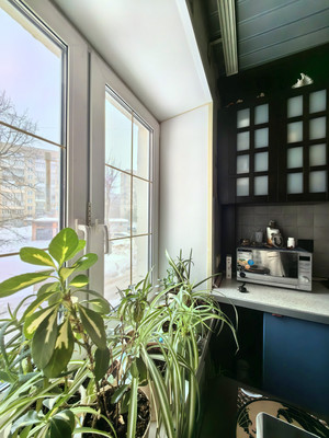 Продам двухкомнатную (2-комн.) квартиру, Парковая ул, 57кБ, Слащево д