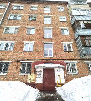 Продам двухкомнатную (2-комн.) квартиру, Парковая ул, 57кБ, Слащево д