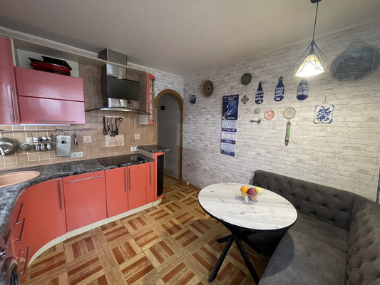 Продам трехкомнатную (3-комн.) квартиру, Борисовские Пруды ул, 16к1, Москва г