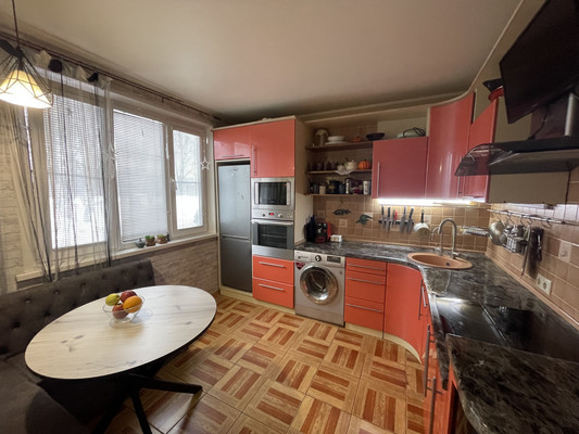 Продам трехкомнатную (3-комн.) квартиру, Борисовские Пруды ул, 16к1, Москва г