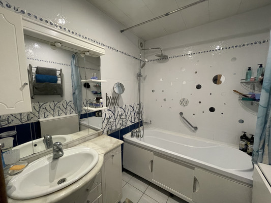 Продам трехкомнатную (3-комн.) квартиру, Борисовские Пруды ул, 16к1, Москва г