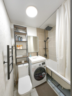 Продам двухкомнатную (2-комн.) квартиру, Челюскина ул, 27А, Казань г