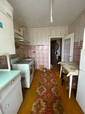 Продам трехкомнатную (3-комн.) квартиру, Куйбышева ул, 117А, Калининград г