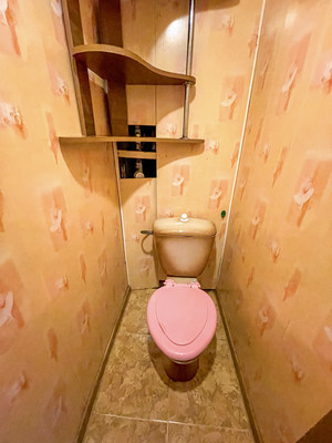 Продам трехкомнатную (3-комн.) квартиру, 2-й Микрорайон ул, 23, Эльбан рп