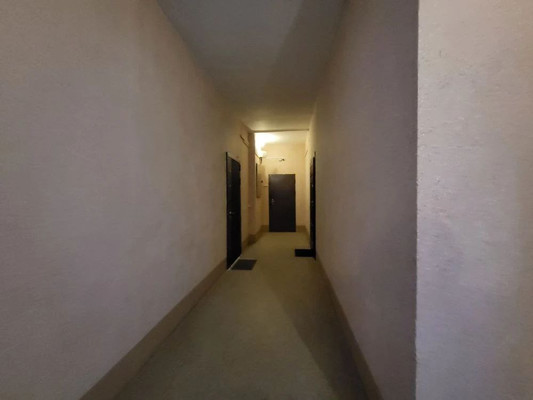 Продам однокомнатную (1-комн.) квартиру, Рощинская ул, 17Б, Гатчина г