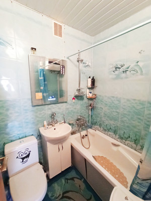 Продам двухкомнатную (2-комн.) квартиру, Юбилейная ул, 3, Крымская Роза с