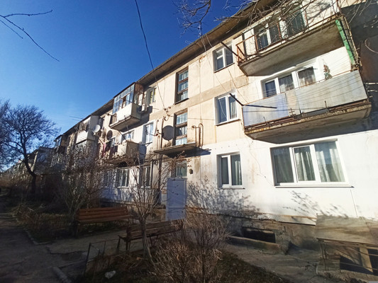 Продам двухкомнатную (2-комн.) квартиру, Юбилейная ул, 3, Крымская Роза с
