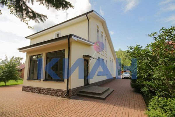 Продам коттедж, Кедровый пер, 11, Красноярск г, 0 км от города