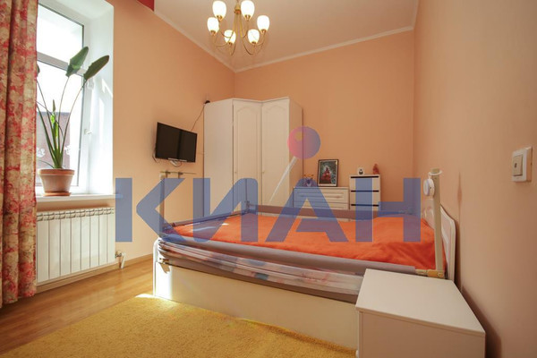 Продам коттедж, Кедровый пер, 11, Красноярск г, 0 км от города