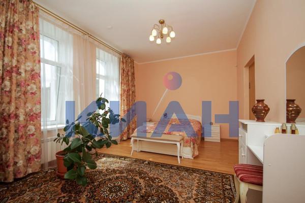 Продам коттедж, Кедровый пер, 11, Красноярск г, 0 км от города