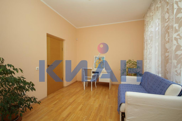 Продам коттедж, Кедровый пер, 11, Красноярск г, 0 км от города