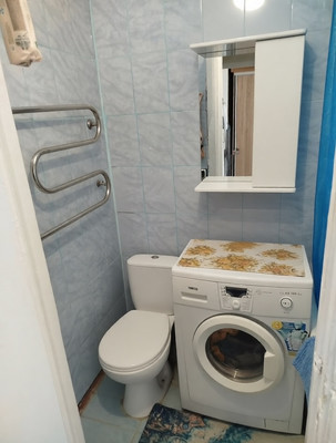 Продам однокомнатную (1-комн.) квартиру, Крымская ул, 13, Молодежное пгт