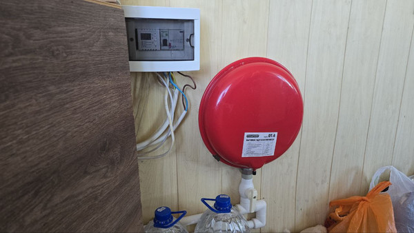 Продам трехкомнатную (3-комн.) квартиру, Мира ул, 10, Школьное п