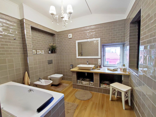 Сдам коммерческое помещение 233,6 м2, Гоголя ул, 36, Симферополь г