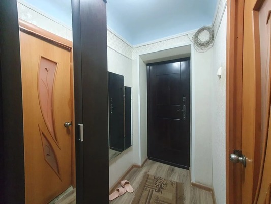 Продам трехкомнатную (3-комн.) квартиру, Красная ул, 15, Кропоткин г