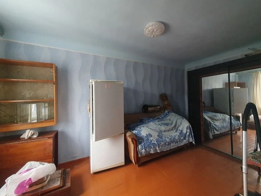 Продам трехкомнатную (3-комн.) квартиру, Красная ул, 15, Кропоткин г