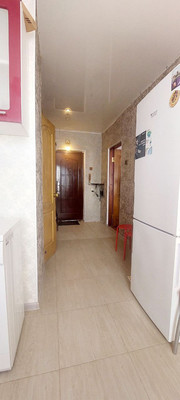 Продам однокомнатную (1-комн.) квартиру, Залесская ул, 83, Симферополь г