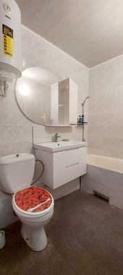 Продам однокомнатную (1-комн.) квартиру, Залесская ул, 83, Симферополь г