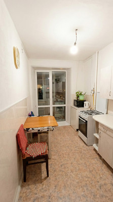 Продам трехкомнатную (3-комн.) квартиру, Кирова ул, 39, Ханты-Мансийск г