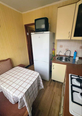 Продам трехкомнатную (3-комн.) квартиру, Гагарина ул, 73, Казань г