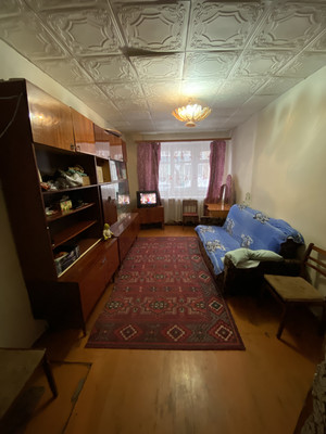 Продам трехкомнатную (3-комн.) квартиру, Микрорайон ул, 33, Сернур пгт