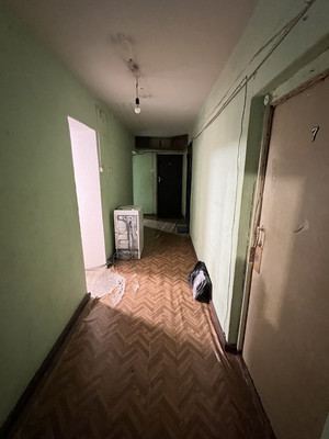 Продам комнату в 8-комн. квартире, Калинина ул, 63/37, Пенза г