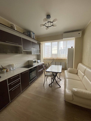 Продам двухкомнатную (2-комн.) квартиру, им. Мусоргского М.П. ул, 1ВкА, Краснодар г