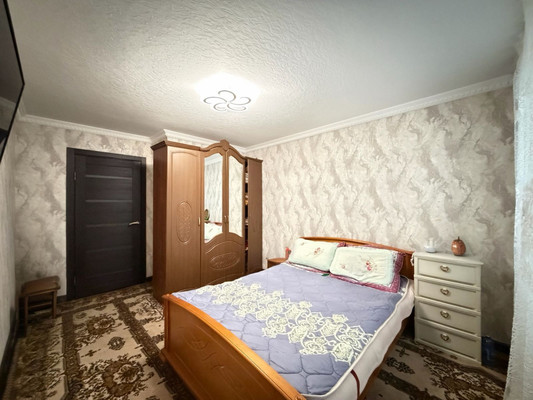 Продам трехкомнатную (3-комн.) квартиру, Ленина ул, 53, Терек г