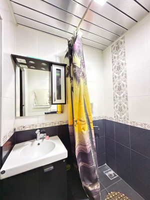 Продам трехкомнатную (3-комн.) квартиру, Ленина ул, 53, Терек г