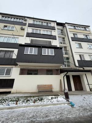 Продам трехкомнатную (3-комн.) квартиру, Ленина ул, 53, Терек г