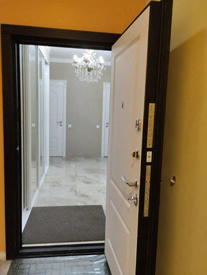 Продам трехкомнатную (3-комн.) квартиру, Зеленые аллеи б-р, 11, Видное г