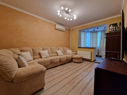 Продам трехкомнатную (3-комн.) квартиру, Кашёнкин Луг ул, 6к3, Москва г