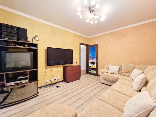 Продам трехкомнатную (3-комн.) квартиру, Кашёнкин Луг ул, 6к3, Москва г