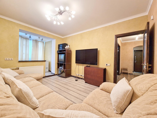 Продам трехкомнатную (3-комн.) квартиру, Кашёнкин Луг ул, 6к3, Москва г