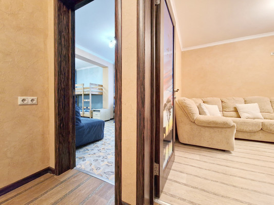 Продам трехкомнатную (3-комн.) квартиру, Кашёнкин Луг ул, 6к3, Москва г