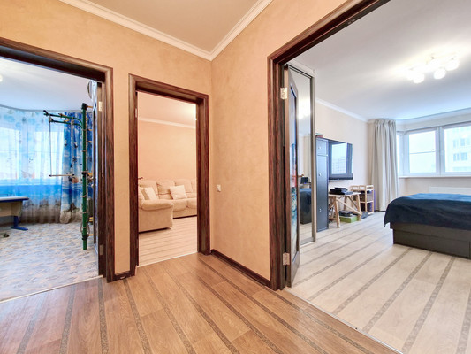 Продам трехкомнатную (3-комн.) квартиру, Кашёнкин Луг ул, 6к3, Москва г