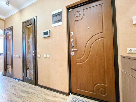 Продам трехкомнатную (3-комн.) квартиру, Кашёнкин Луг ул, 6к3, Москва г