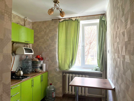 Продам однокомнатную (1-комн.) квартиру, Миллера Ж.А. ул, 54, Симферополь г