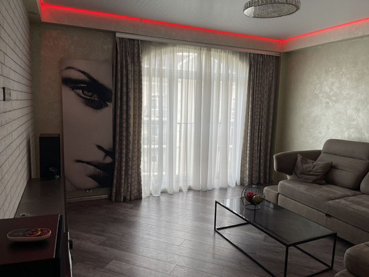 Продам двухкомнатную (2-комн.) квартиру, Артиллерийская ул, 74, Калининград г