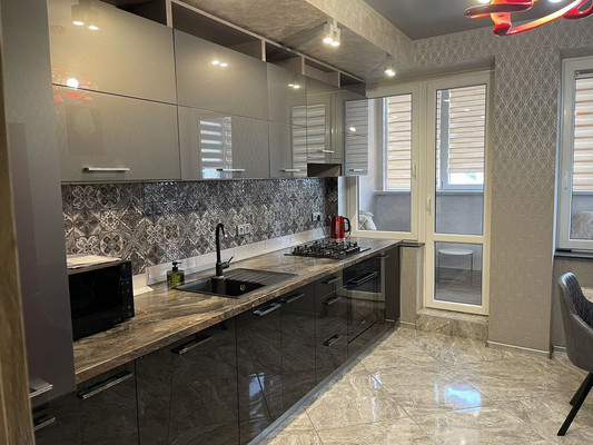 Продам двухкомнатную (2-комн.) квартиру, Артиллерийская ул, 74, Калининград г