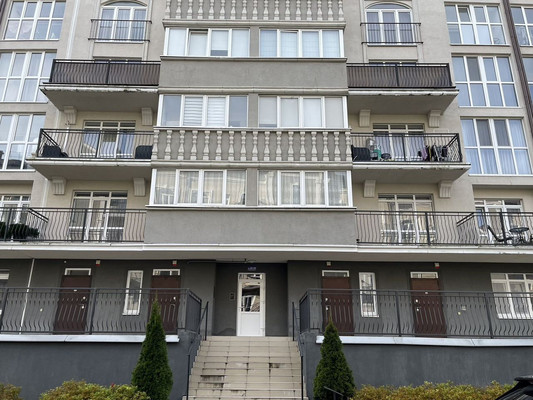 Продам двухкомнатную (2-комн.) квартиру, Артиллерийская ул, 74, Калининград г